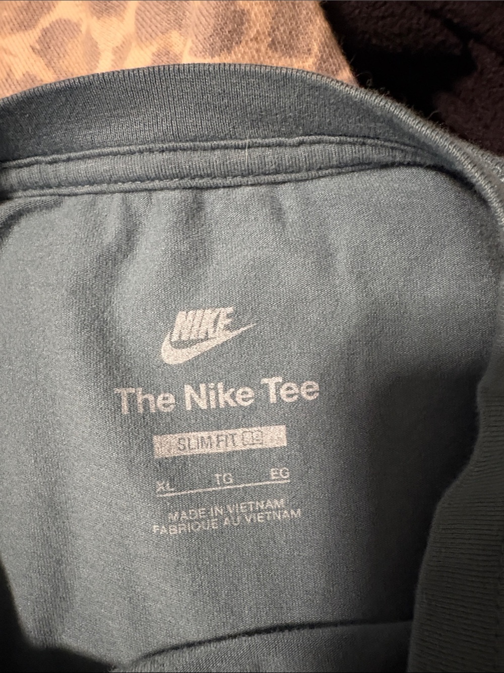 Nike Tee - Picture 3 of 4
